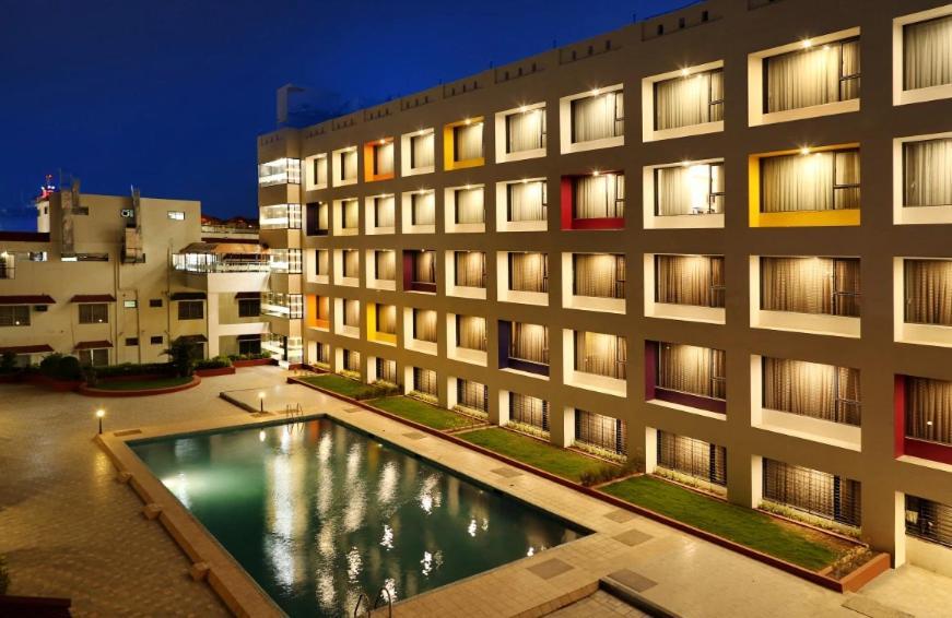 Hotel Atithi, Aurangabad מראה חיצוני תמונה