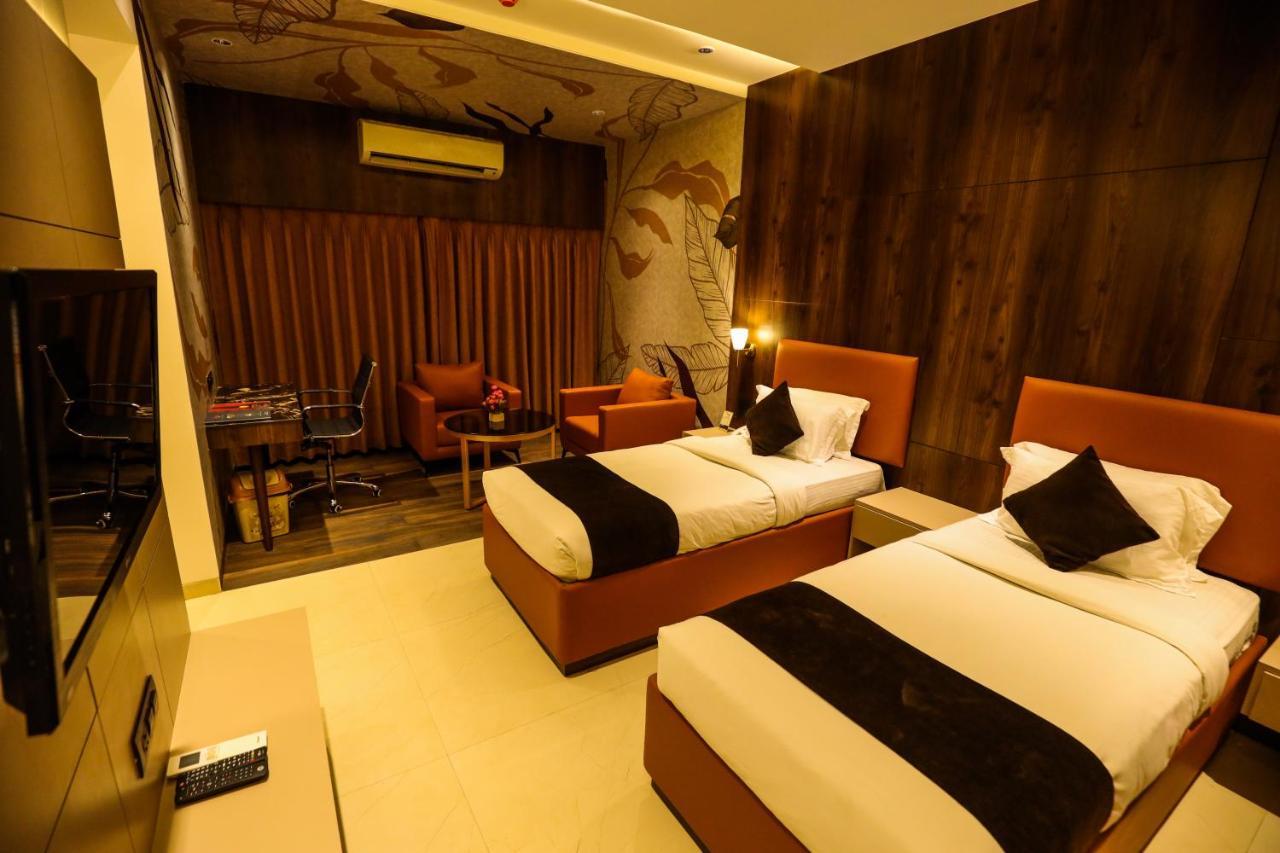 Hotel Atithi, Aurangabad מראה חיצוני תמונה