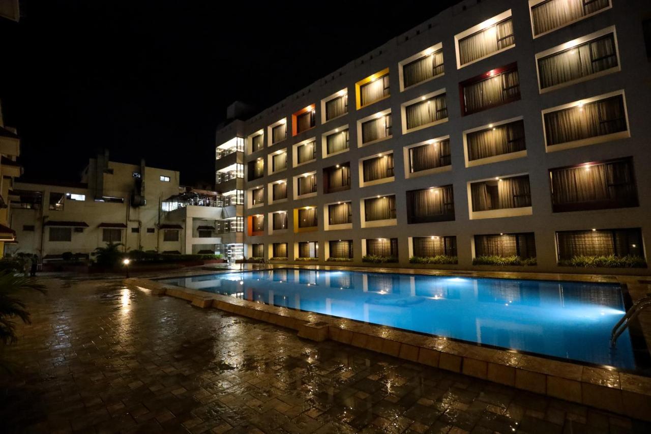Hotel Atithi, Aurangabad מראה חיצוני תמונה