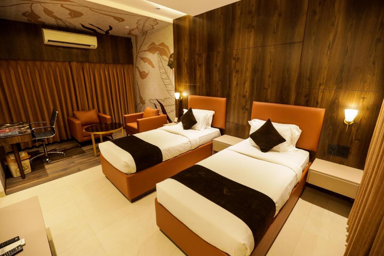 Hotel Atithi, Aurangabad מראה חיצוני תמונה