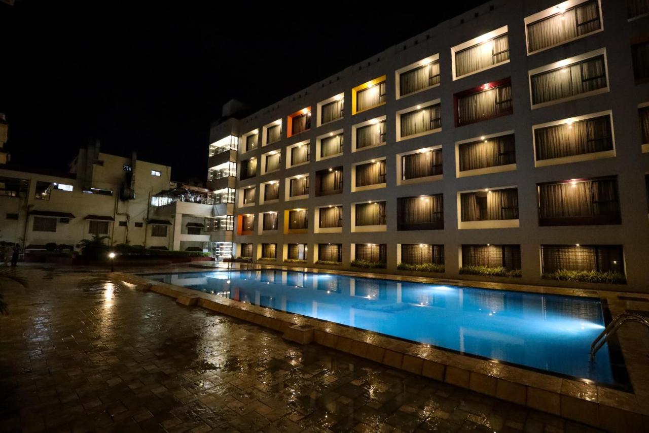 Hotel Atithi, Aurangabad מראה חיצוני תמונה