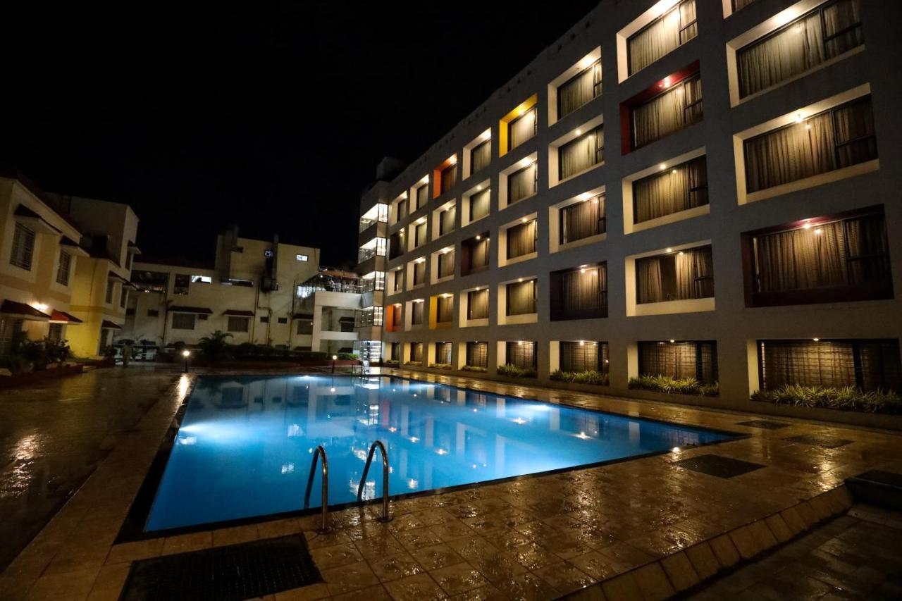 Hotel Atithi, Aurangabad מראה חיצוני תמונה