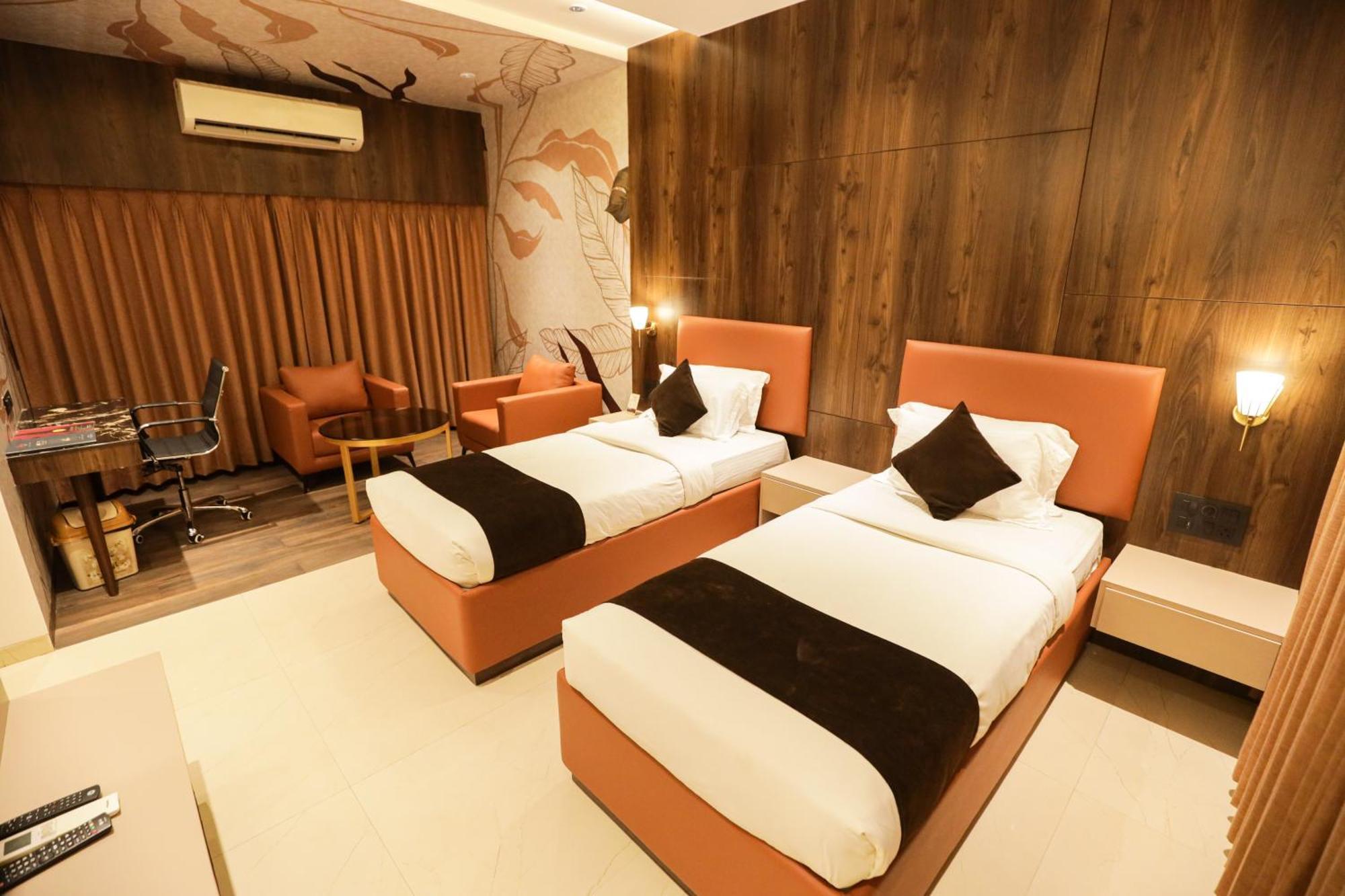 Hotel Atithi, Aurangabad מראה חיצוני תמונה