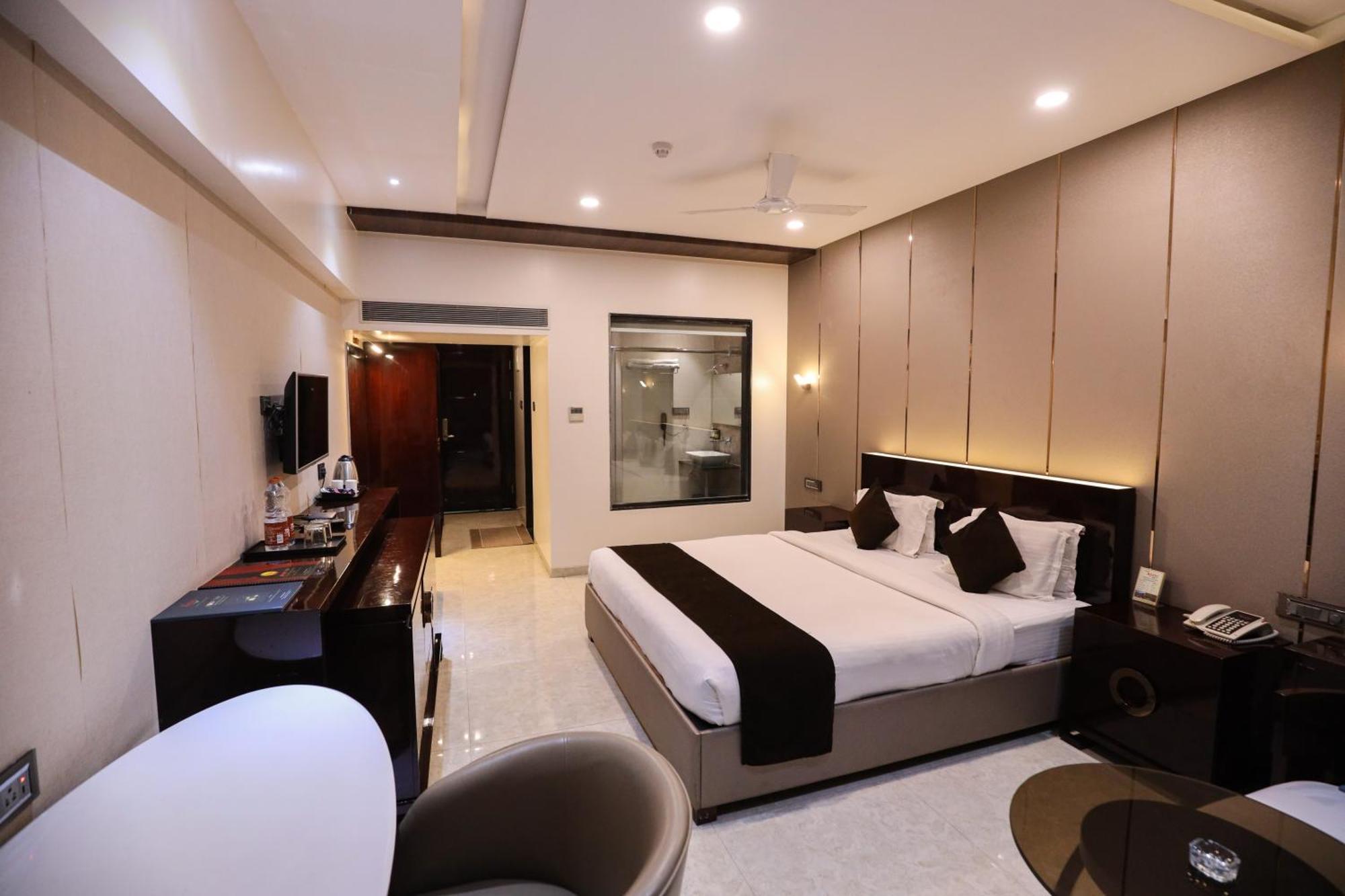Hotel Atithi, Aurangabad מראה חיצוני תמונה