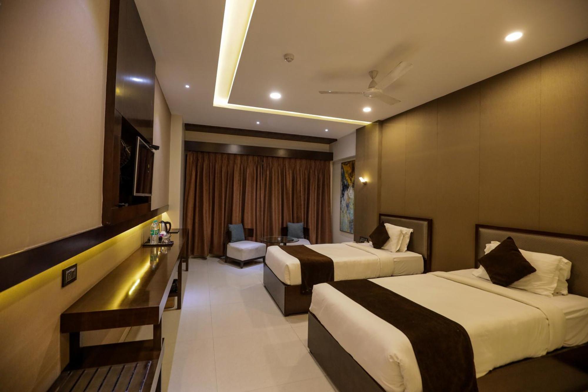 Hotel Atithi, Aurangabad מראה חיצוני תמונה